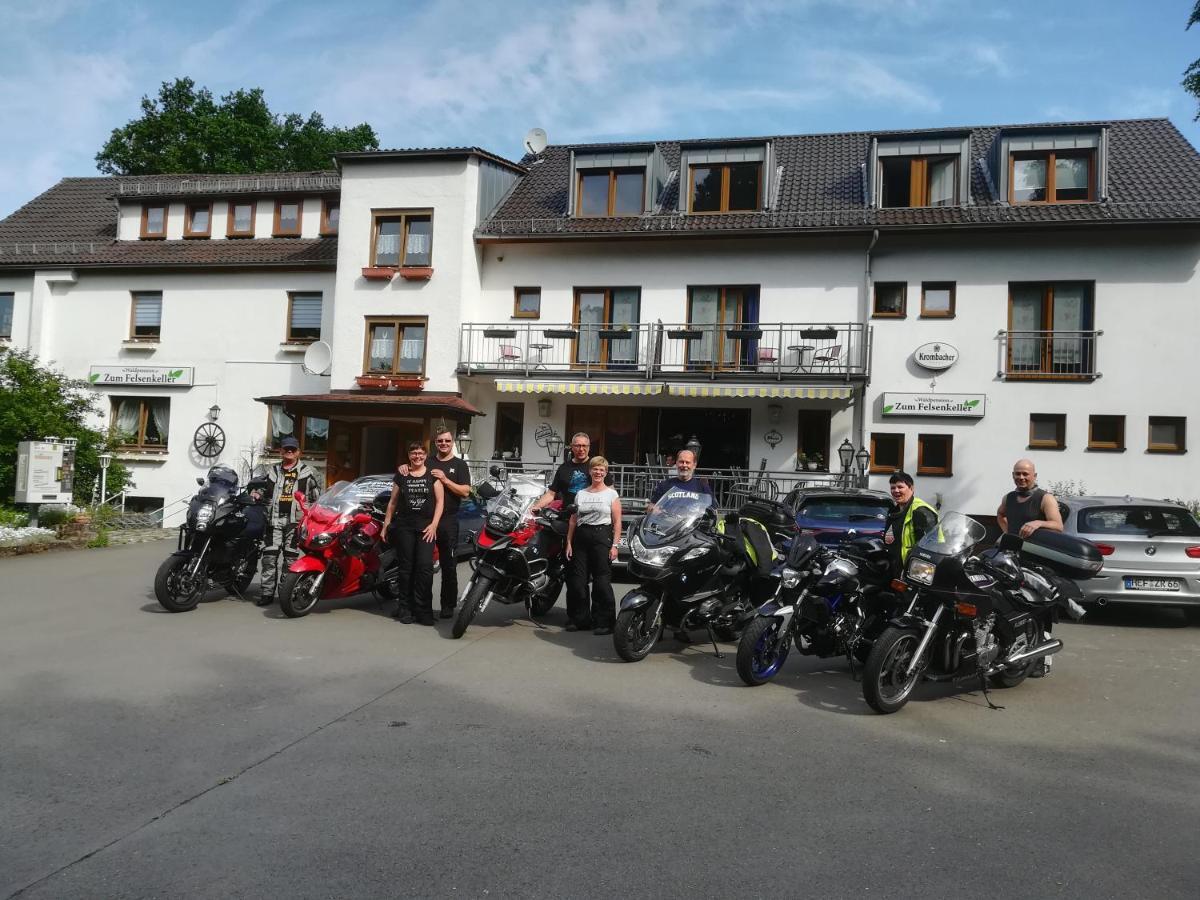 Waldpension Zum Felsenkeller Lichtenfels-Sachsenberg Exteriör bild